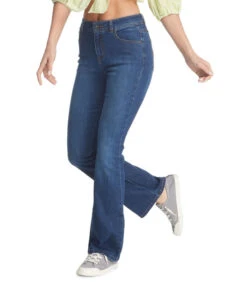 Jeans De Corte Flared Mujer