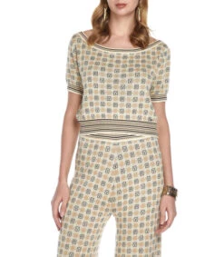 Playera Crop Top Beige Cuello Redondo Y Manga Corta Monogram Mujer