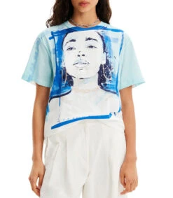 Desigual Playera Con Cuello Redondo De Manga Corta E Ilustración De Chica Mujer
